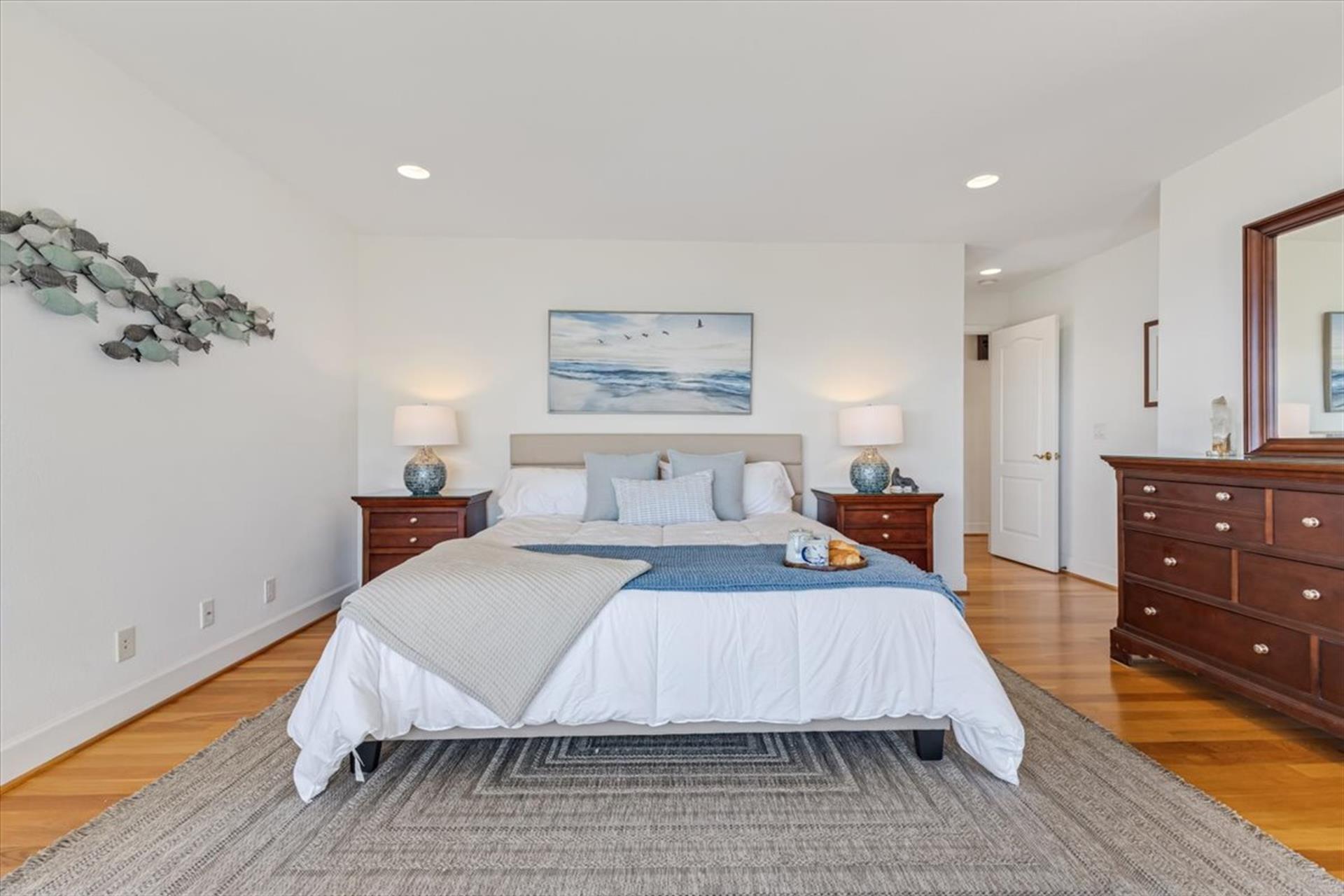 Bedroom 1  Primary Suite  King, Ocean View, EnSuite