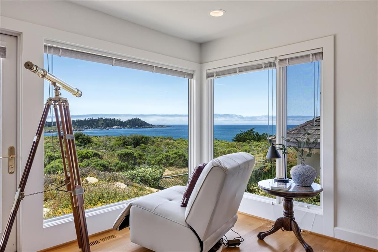 Bedroom 1  Primary Suite  King, Ocean View, EnSuite
