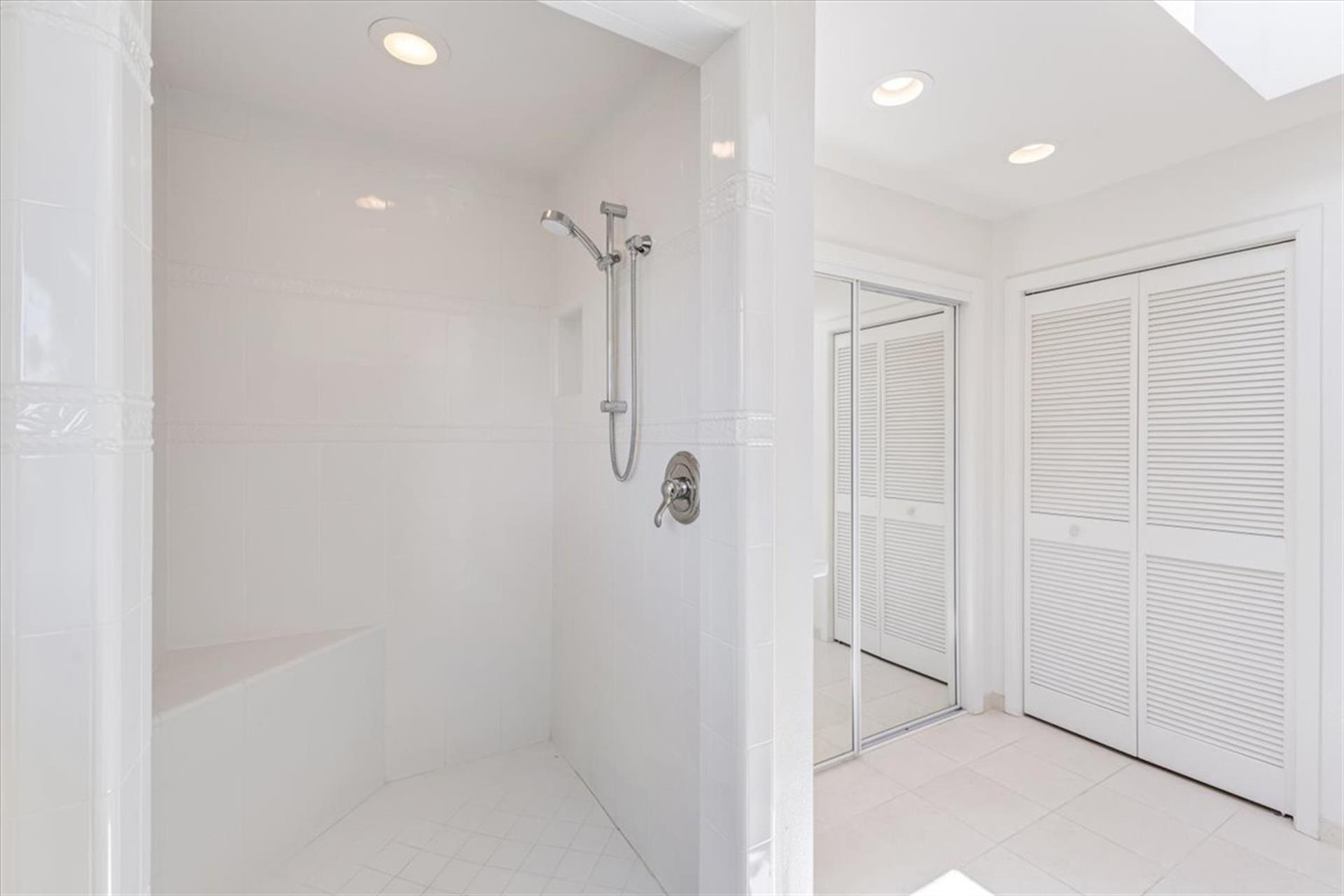 EnSuite Bath with Shower for Bedroom 1