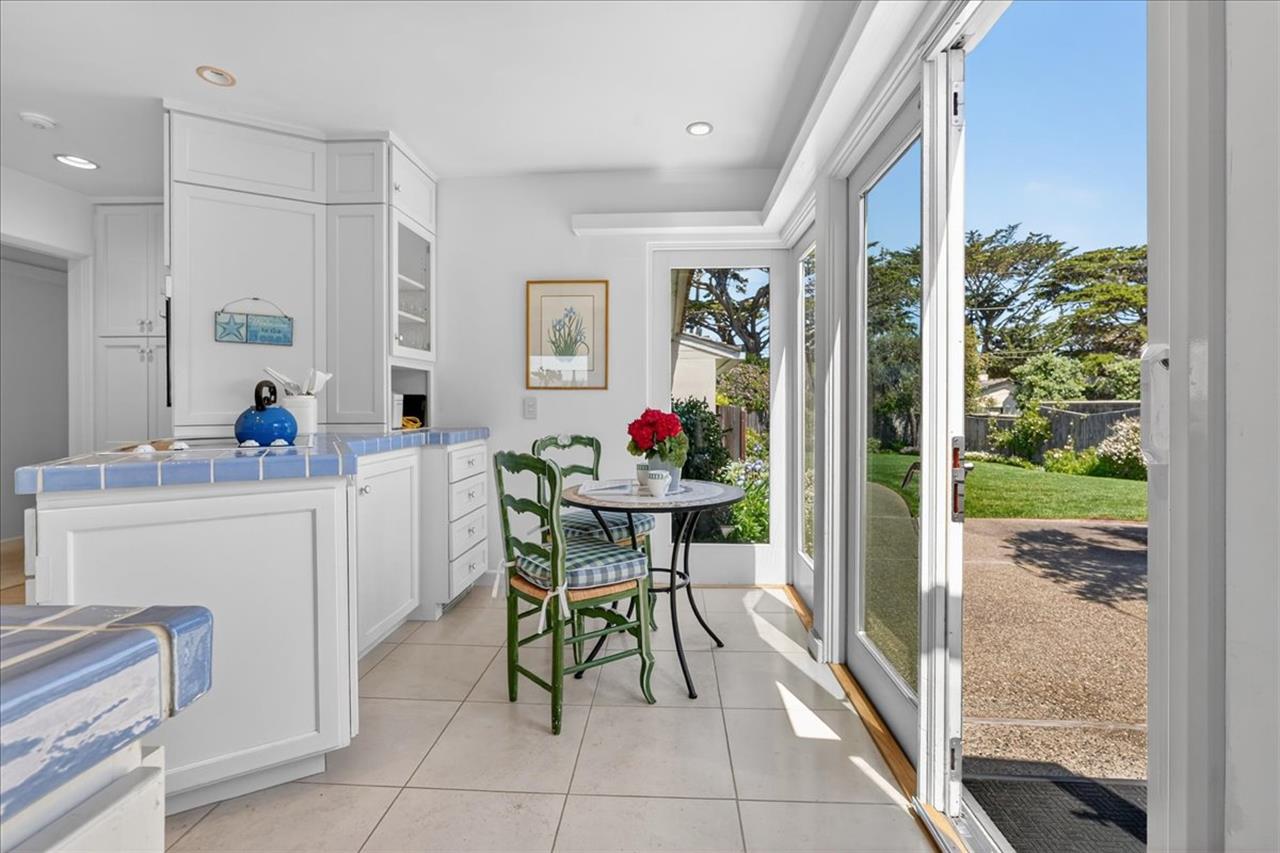 Kitchen  Glass Doors to Access the Backyard with the BBQ Grill