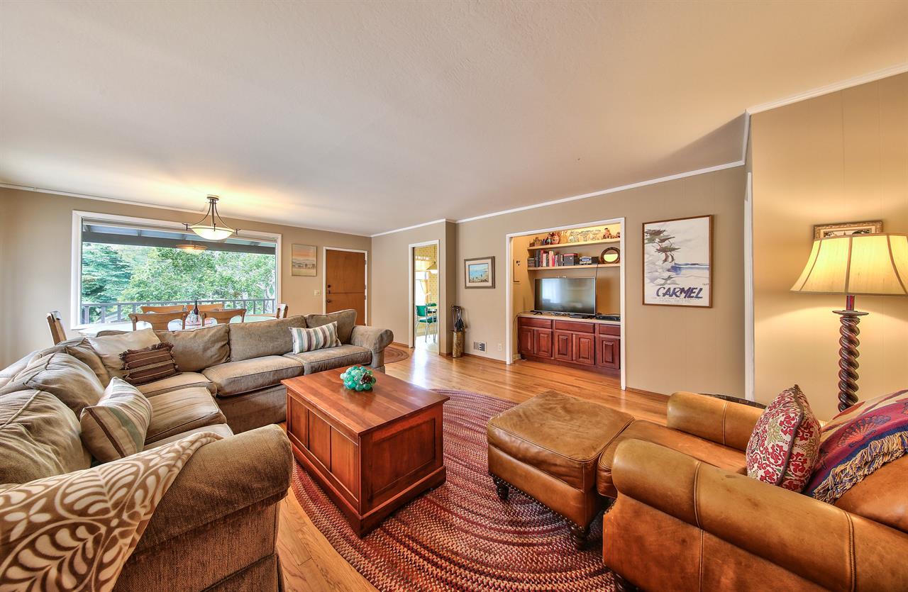 Welcome to The Packer Home in CarmelbytheSea