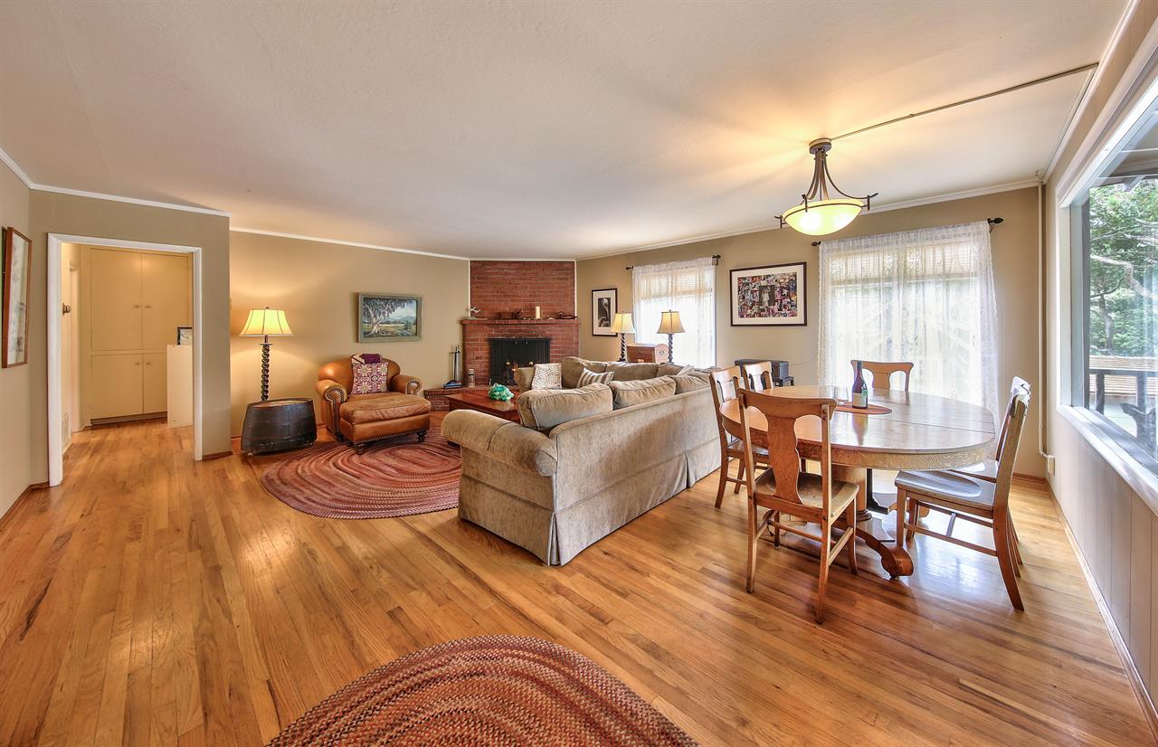Spacious Living Room, Oak Dining Table for Meals and Games