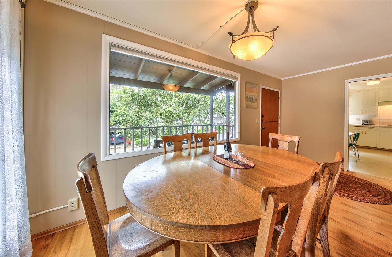 Spacious Living Room, Oak Dining Table for Meals and Games