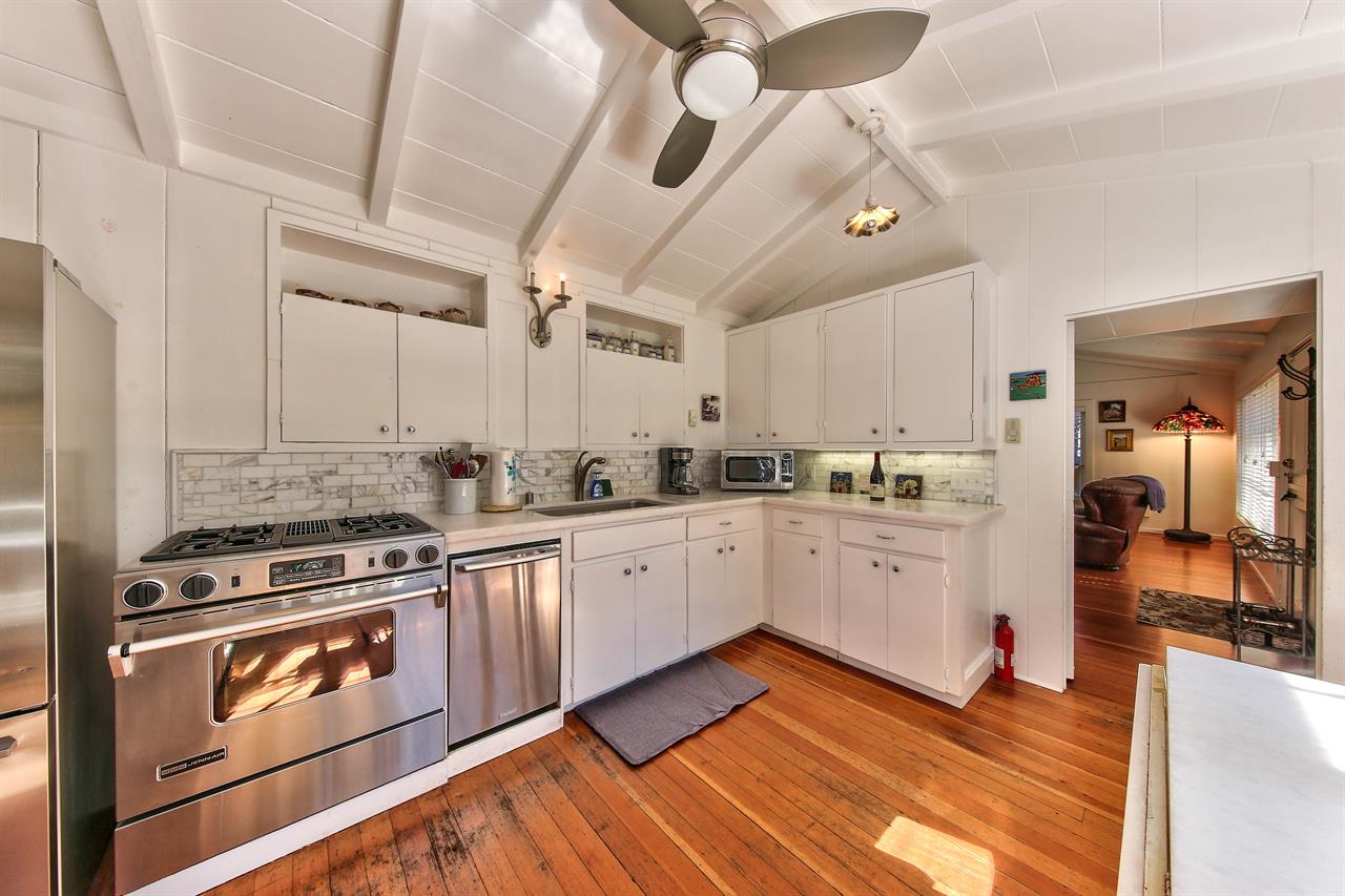 FullyEquipped Kitchen with Stainless Steel Appliances