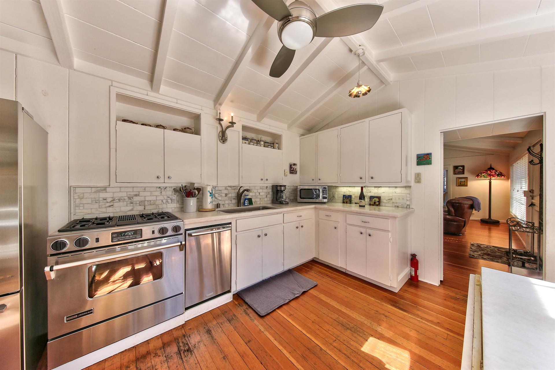 FullyEquipped Kitchen with Stainless Steel Appliances