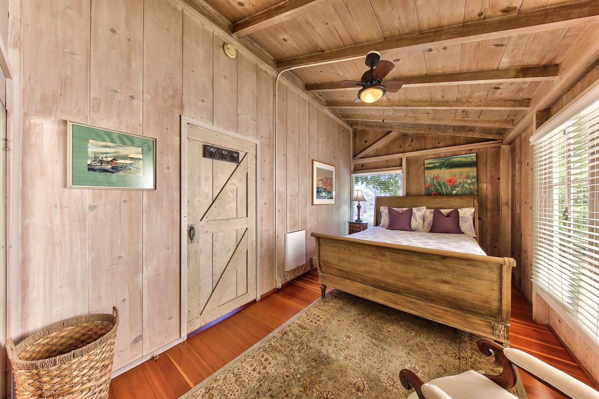 Bedroom 1, Queen Bed, Small TV In Main House