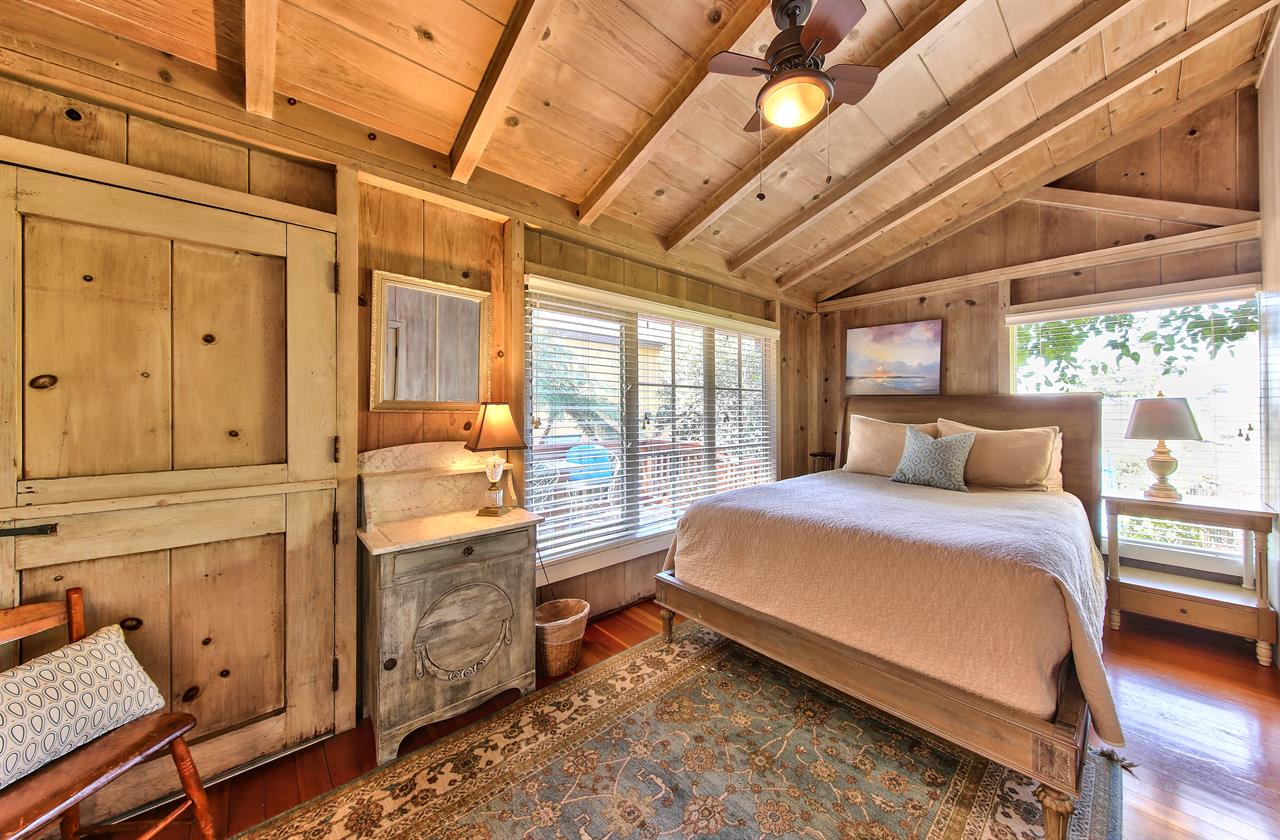 Bedroom 2, Queen Bed, Direct Access Outside In Main House