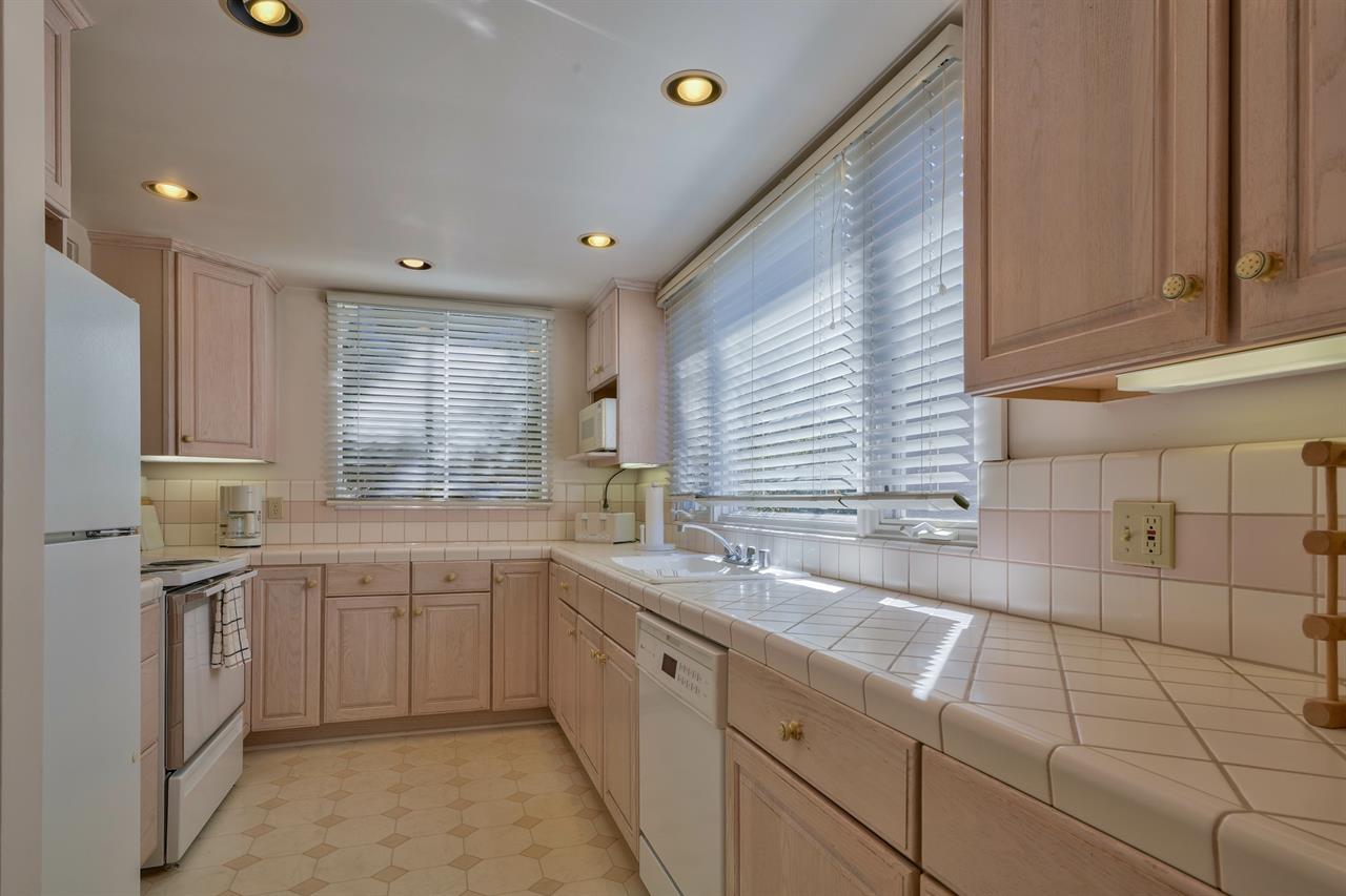 Cheerful, Sunny, WellEquipped Kitchen
