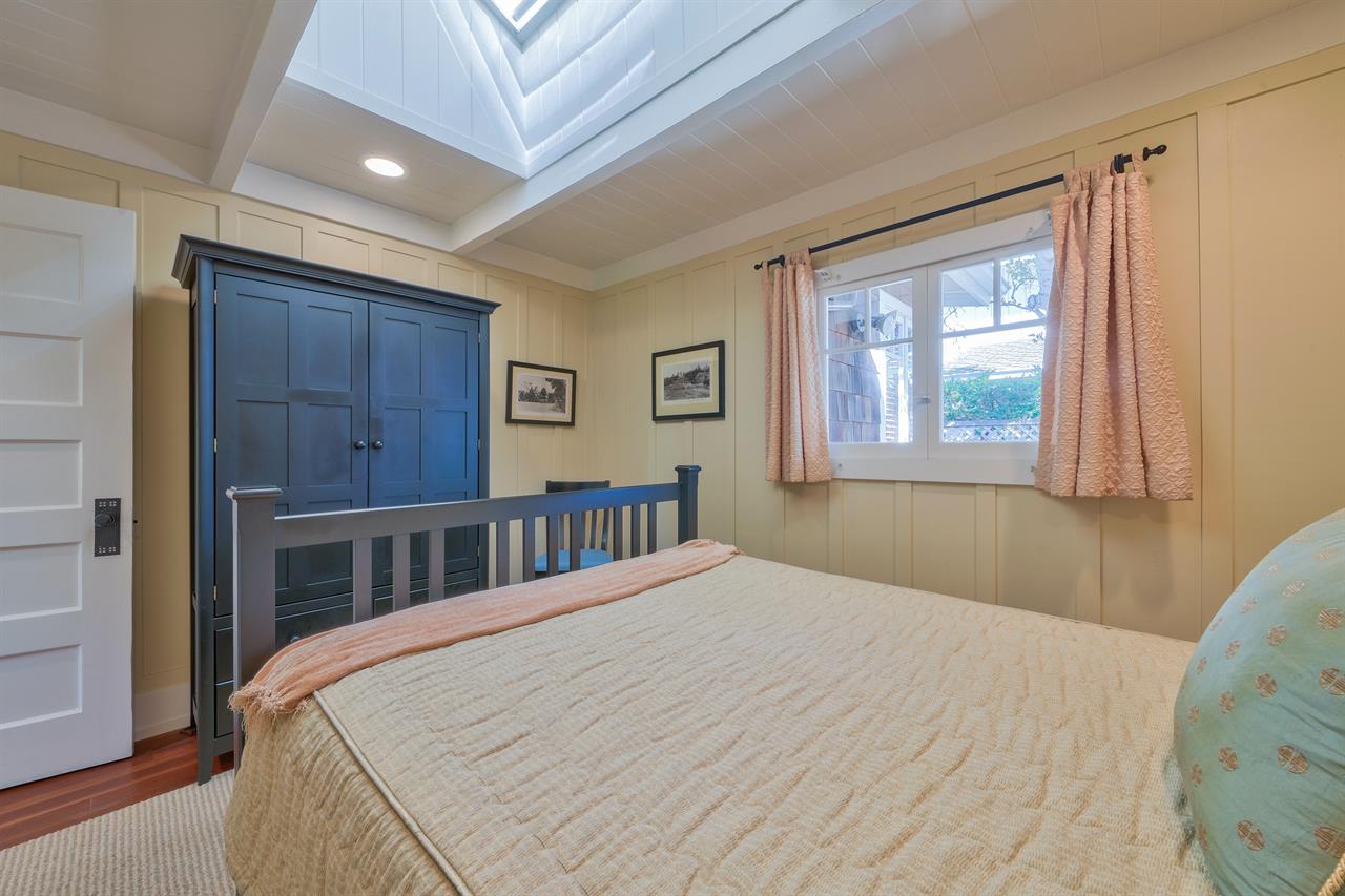 Bedroom 2, Queen, Skylights, Mission Style Furnishings