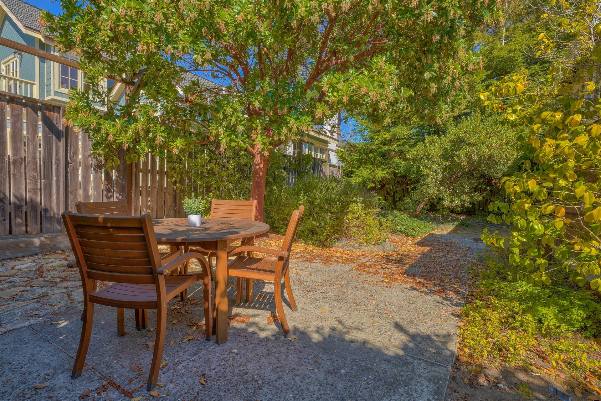 Outdoor Dining Area
