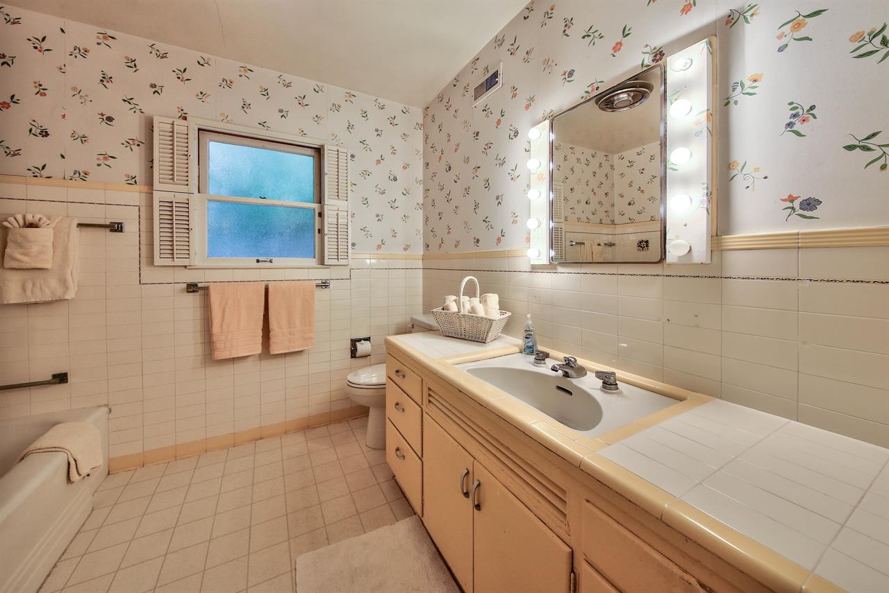 Shared Hall Bathroom 1 with Bathtub and Separate Shower