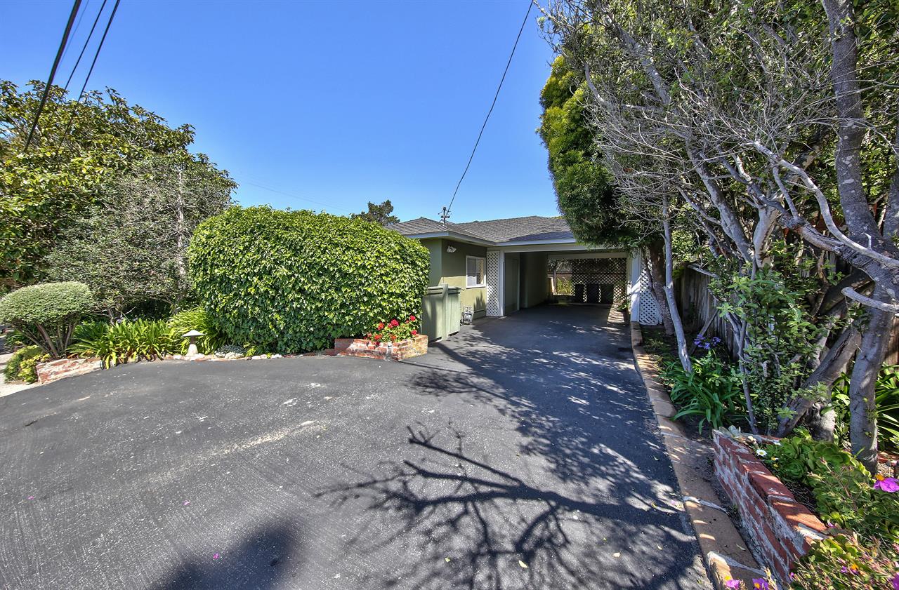 Front Exterior of the Home, OffStreet Driveway Parking