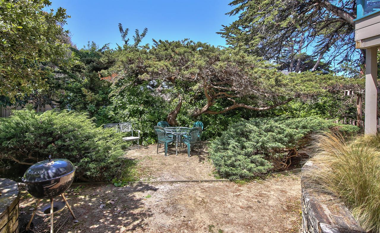 Dine in the Garden Use the BBQ Grill On Frequent Mild Days