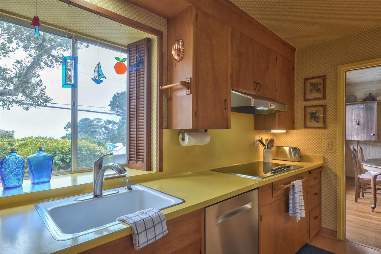 Fully Equipped Kitchen with a Mix of Vintage and Modern Elements