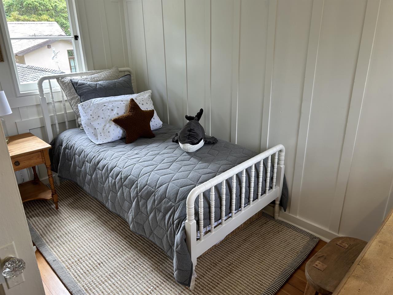 Sleeping Space 3, Twin Bed No Closet, Upstairs