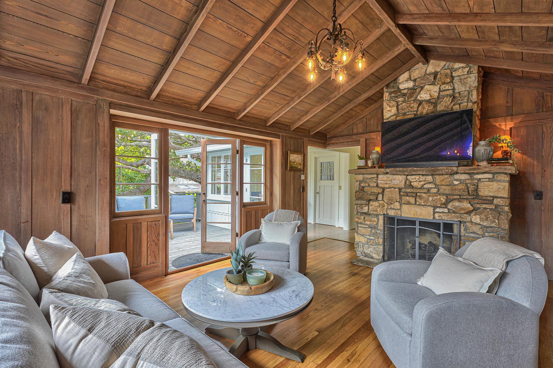 Beautiful Wood Interior, Gas Fireplace with Carmel Stone, TV