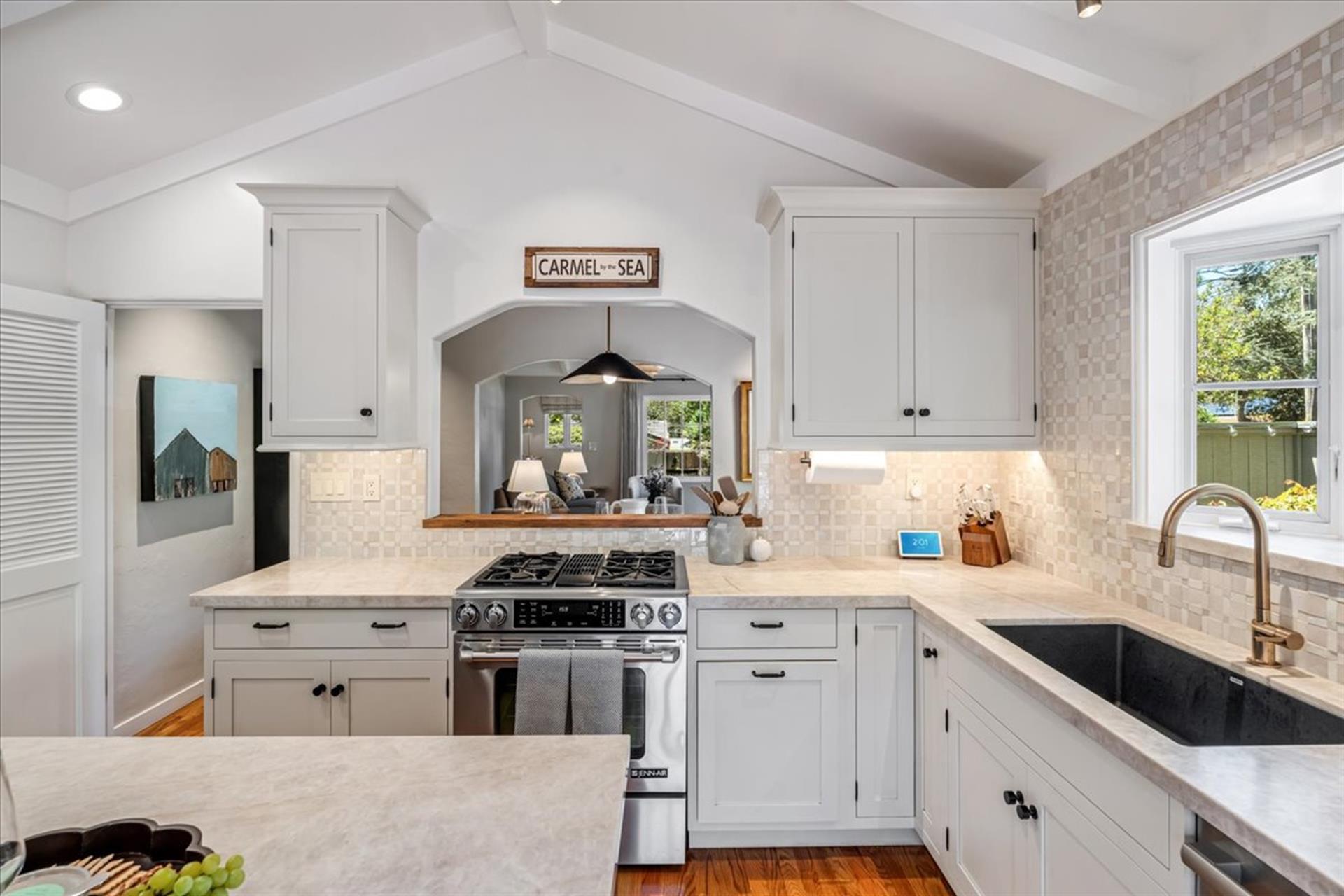 Fully Equipped Chefs Kitchen