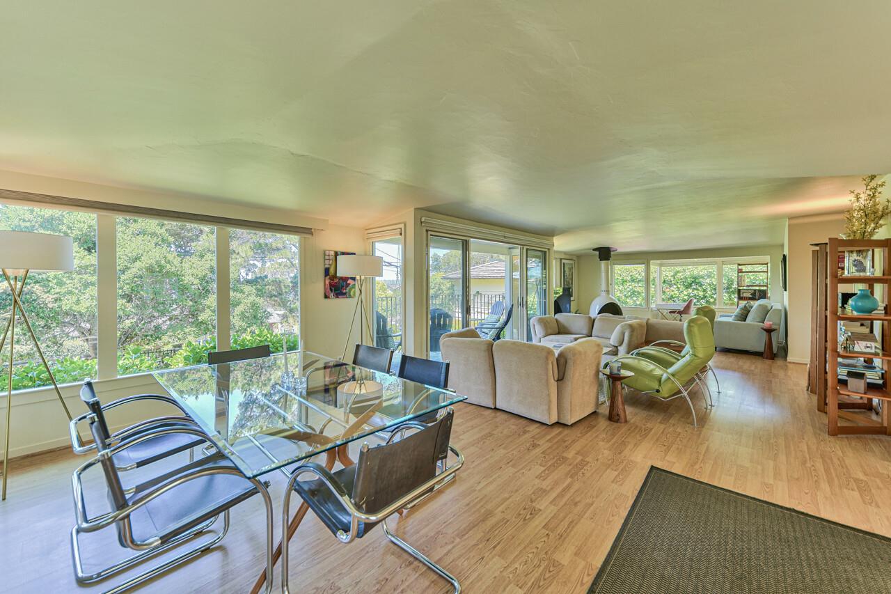 Living and Dining Areas, Multiple Seating Zones