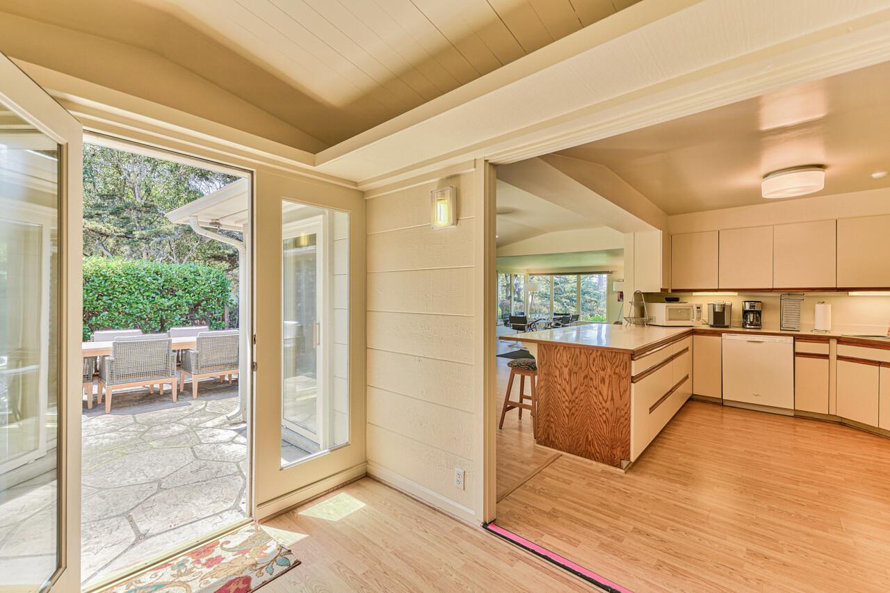EasyAccess Patio for Grilling and Outdoor Dining
