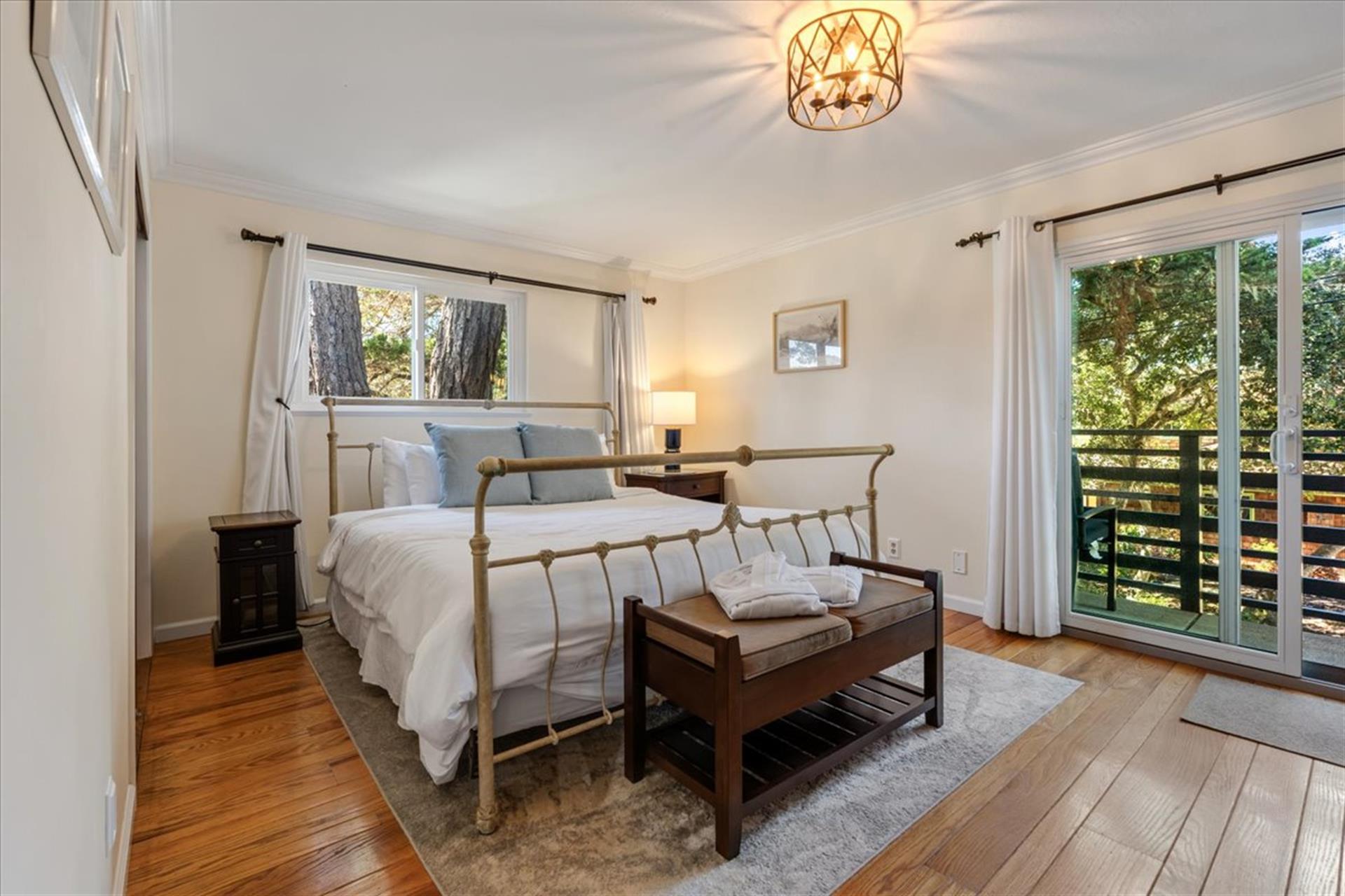 Bedroom 1, King Bed, TV, Balcony, EnSuite Bath with a Shower