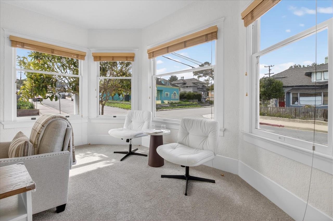 Additional Living Room Seating