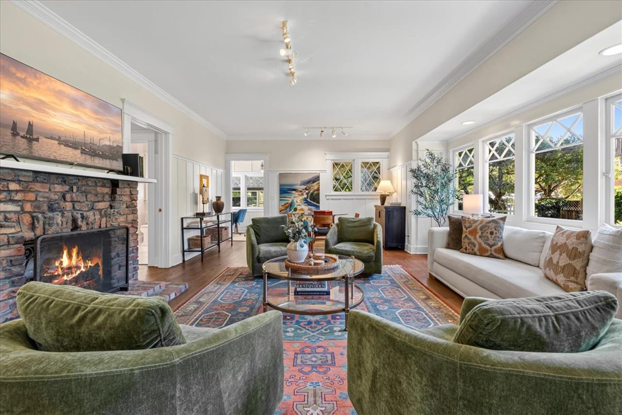 Designer Interiors that are Filled with Natural Light