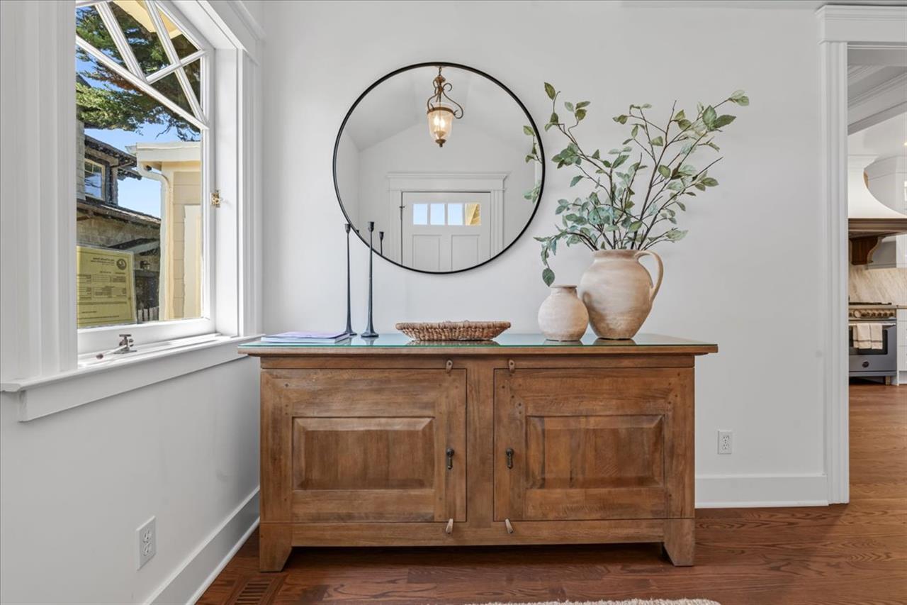 Entry Foyer