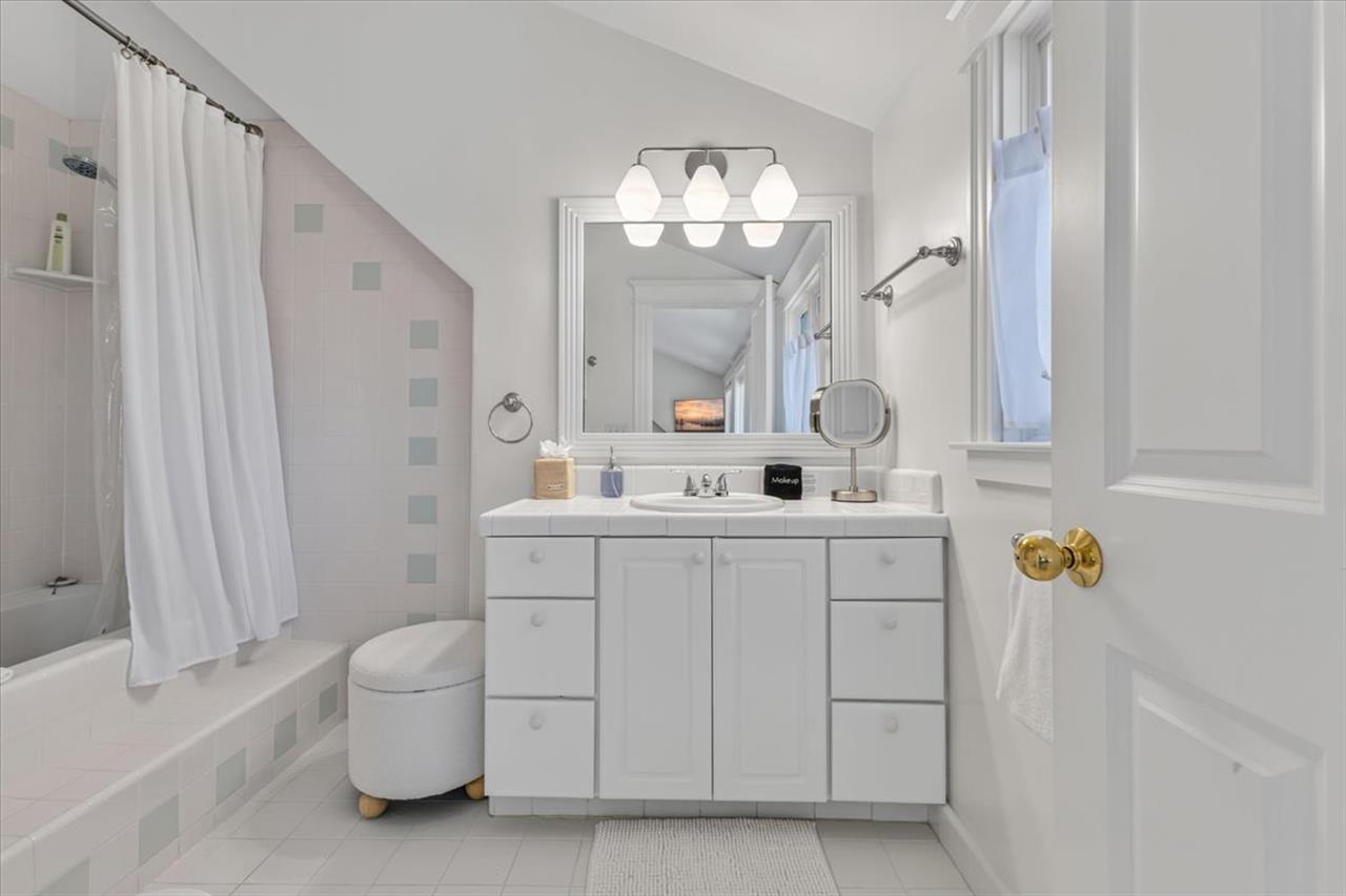 EnSuite Bath with ShowerOverJacuzzi Tub for Bedroom 1