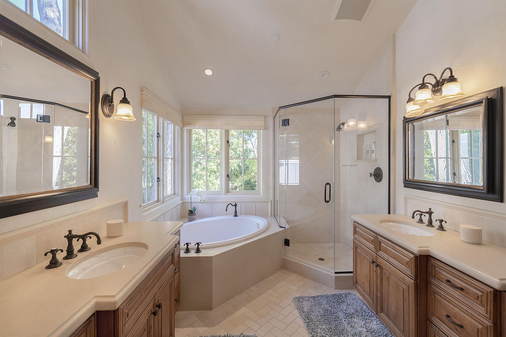 En Suite Bathroom, Tub, Separate Shower, Two Sinks