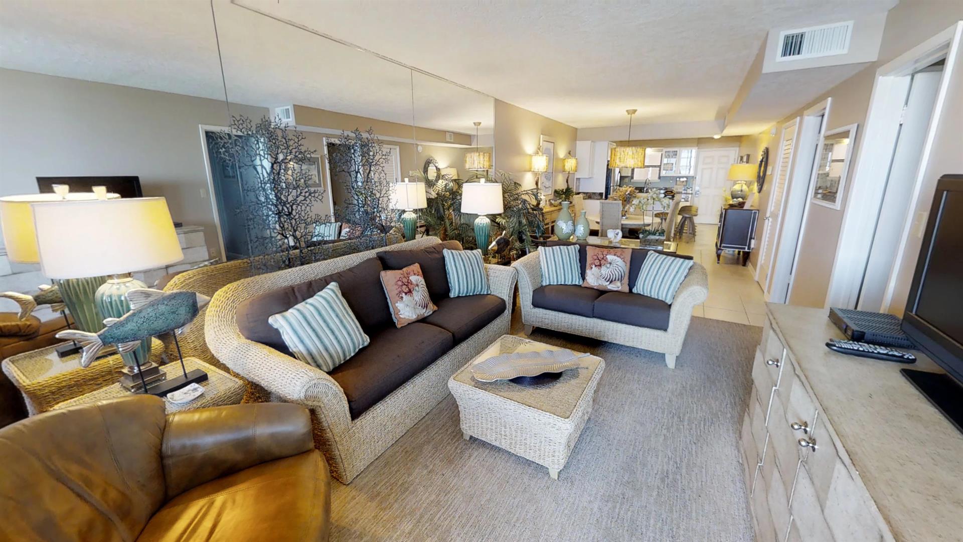 vtWc4JvpoKM  05.07.2018_22.40.41