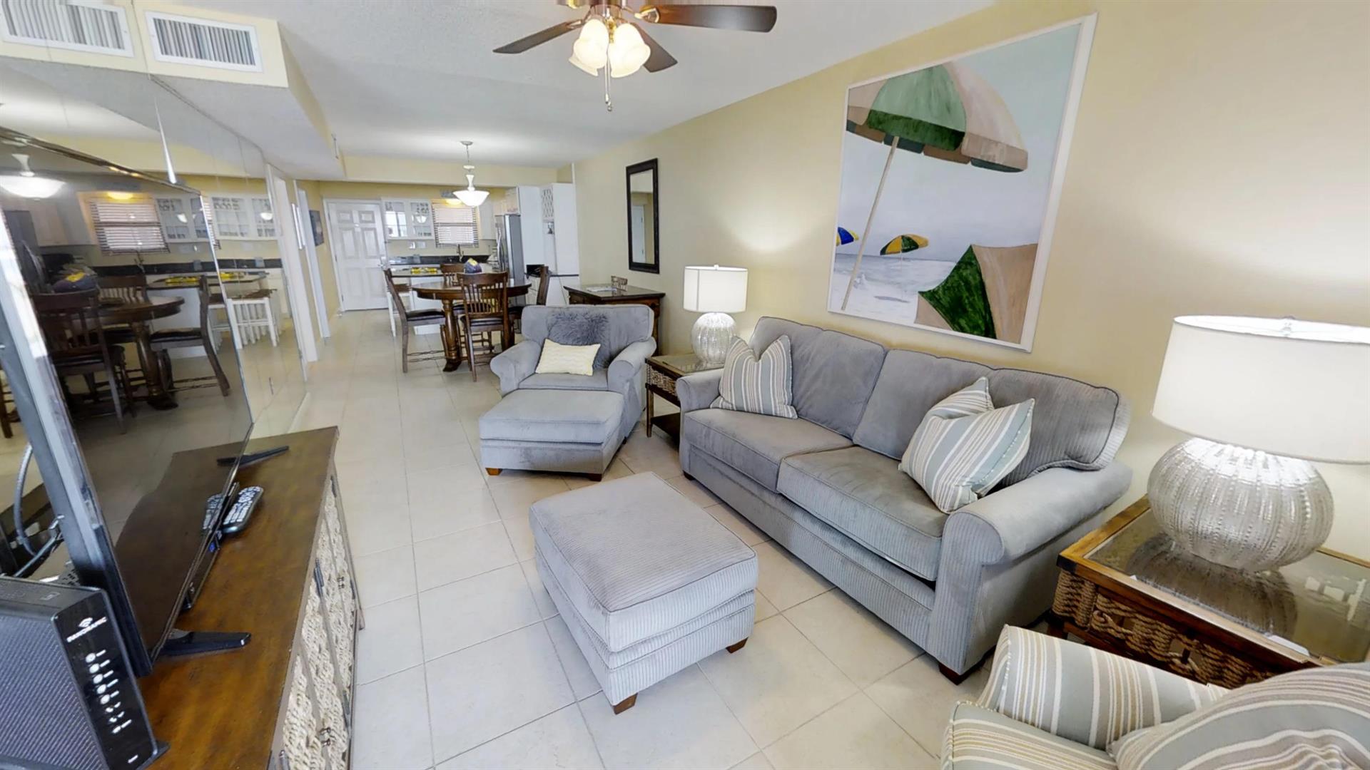 NN3fJbEm85a  07.22.2018_20.42.30