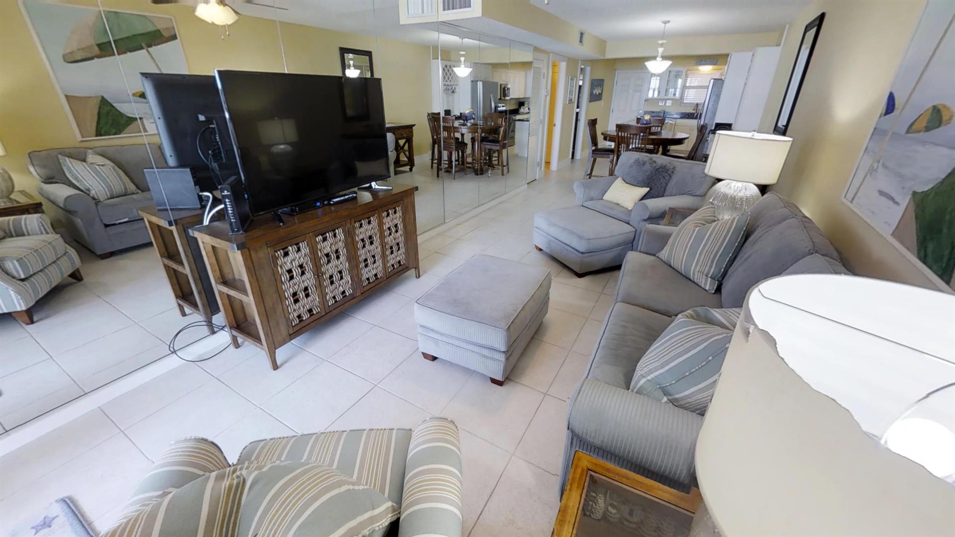 NN3fJbEm85a  07.22.2018_20.42.08