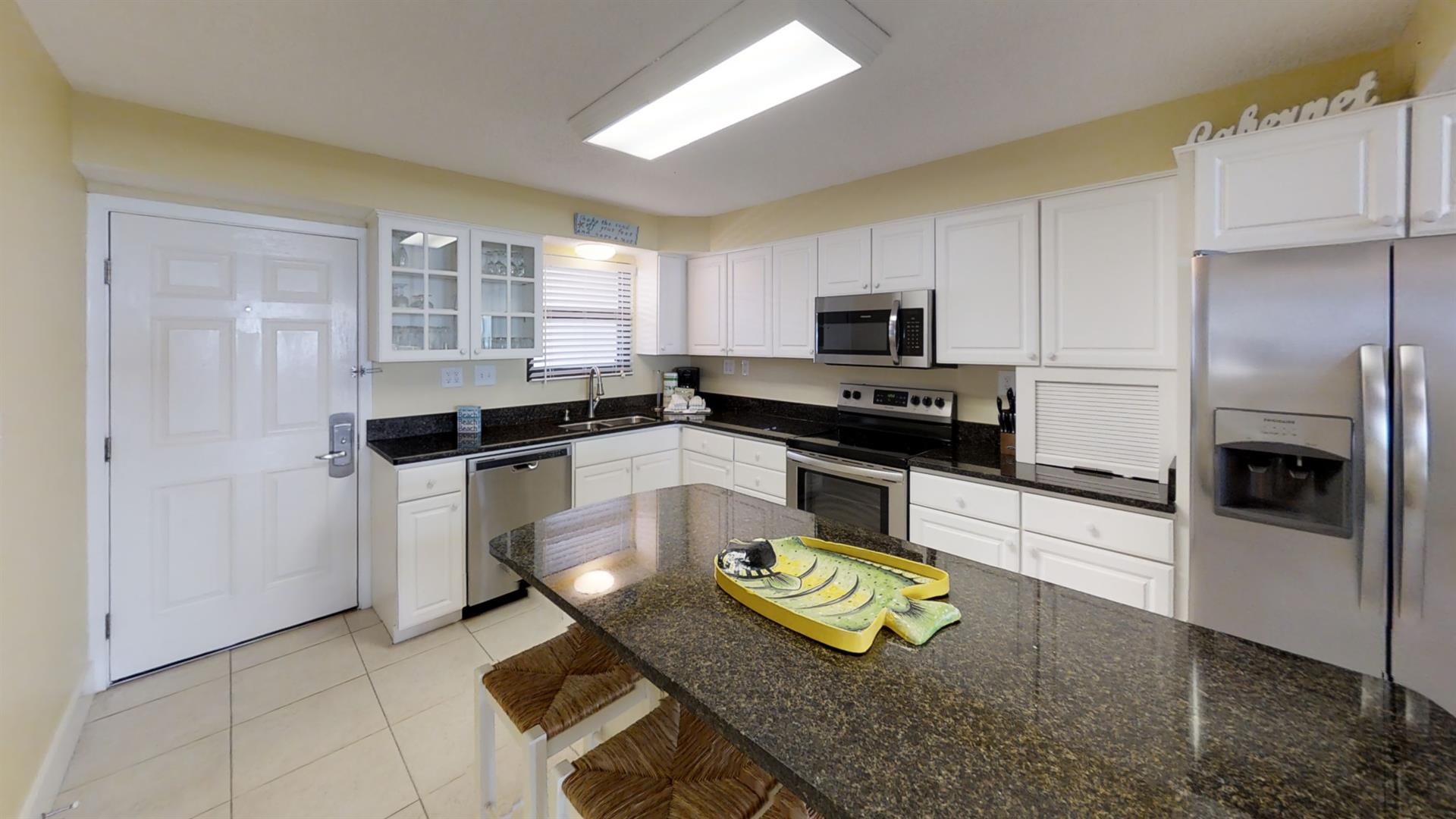 NN3fJbEm85a  Kitchen1