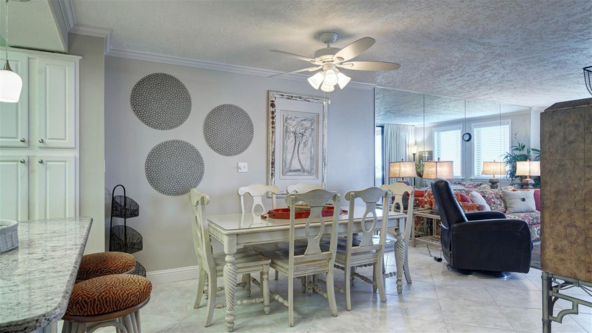 514B  Kitchen Area  June 2018