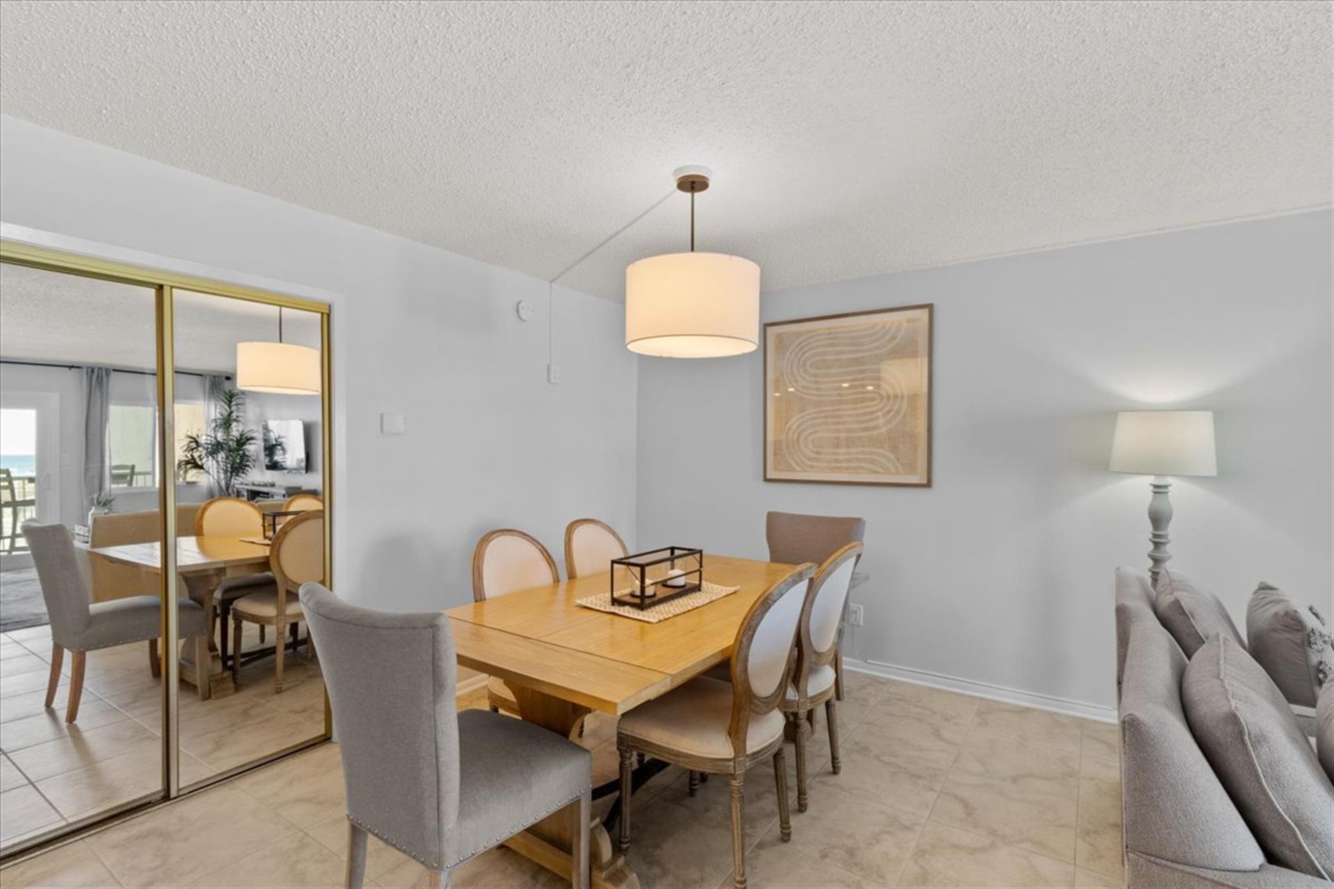 HSRC 213 Dining Area