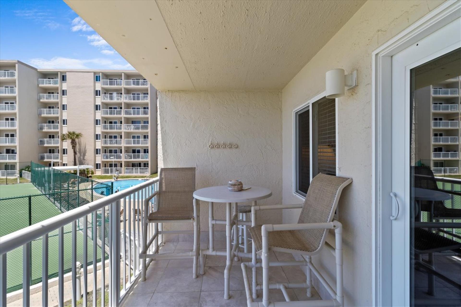 HSRC 217 Private Balcony