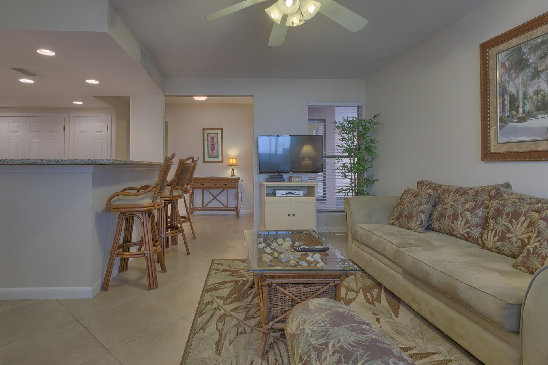 421C  Sitting Area  2017