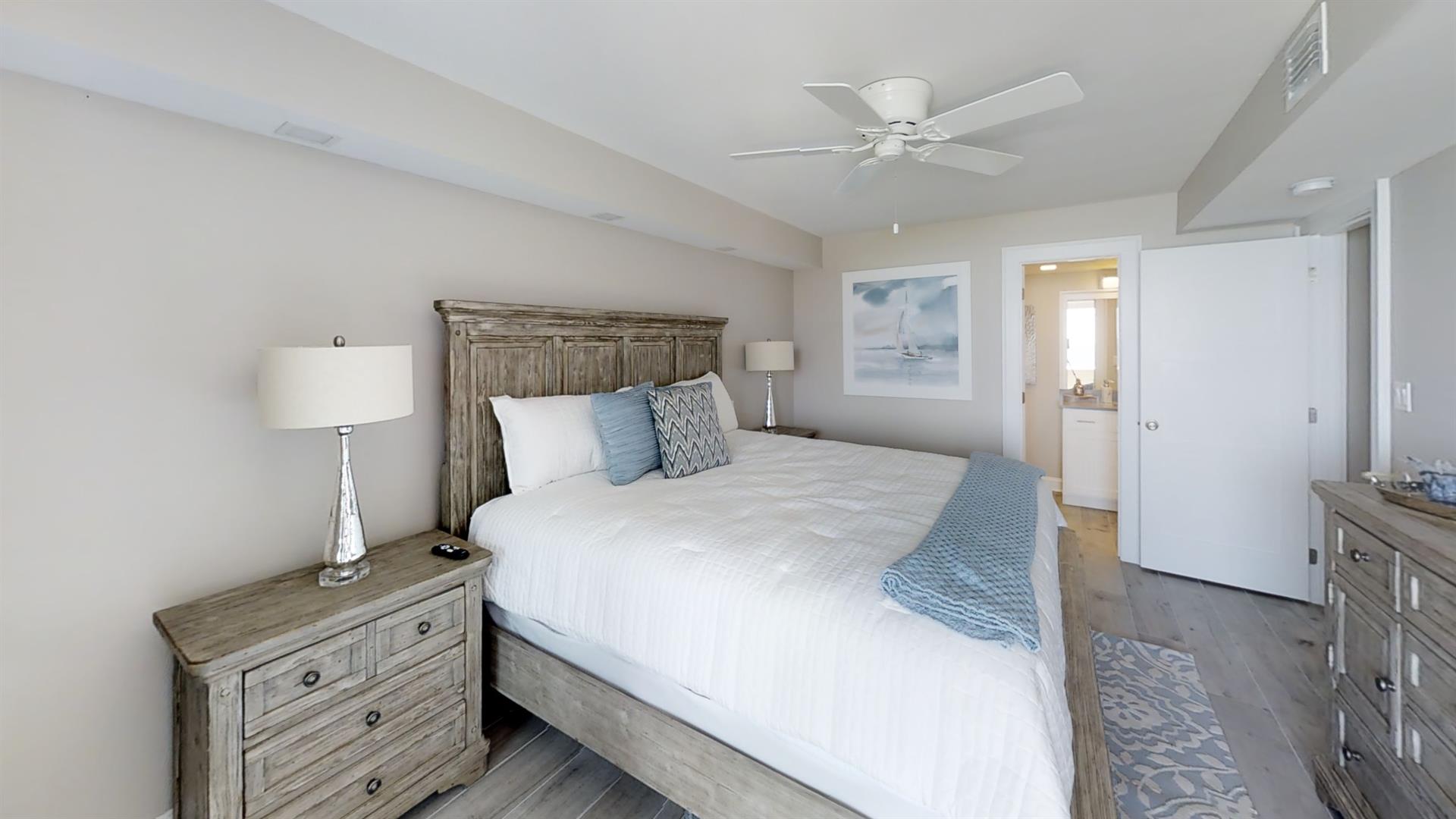 q3tqCJTkdVo  Bedroom2