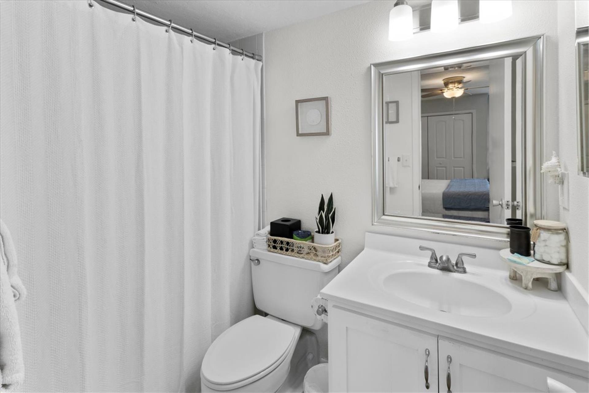 HSRC 611 Master Bathroom