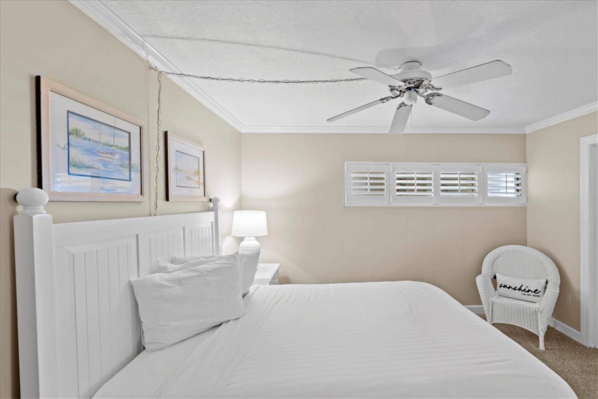 HSRC 523 Second Bedroom With Queen Bed