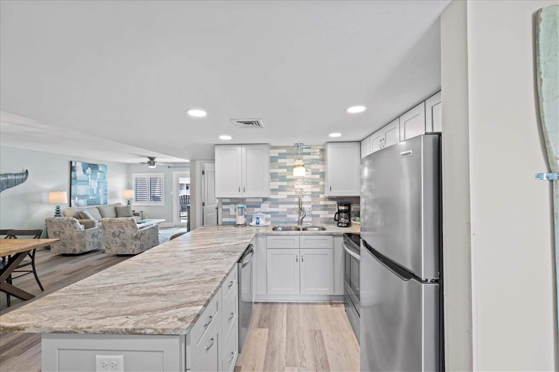 HSRC 608 Kitchen With Stainless Steel Appliances