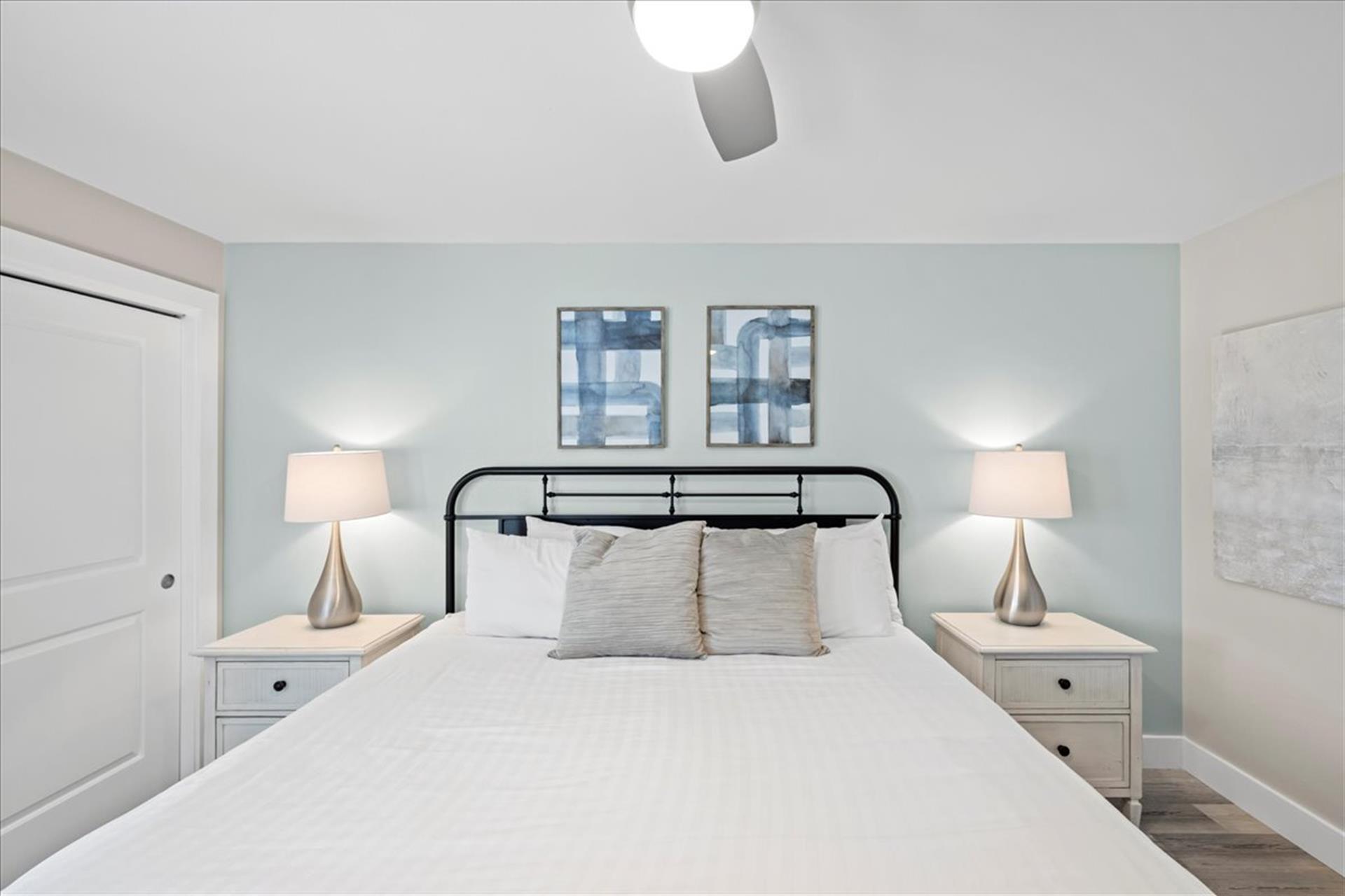 HSRC 608 Second Bedroom With King Bed