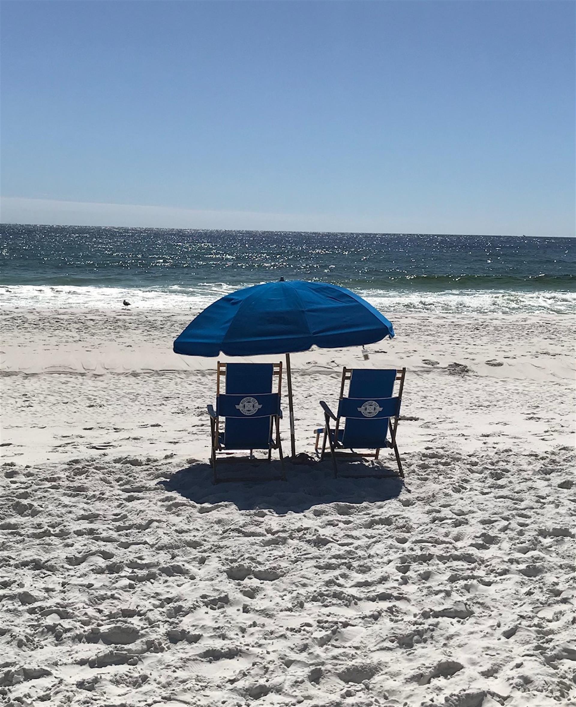 Complimentary Beach Service 311031