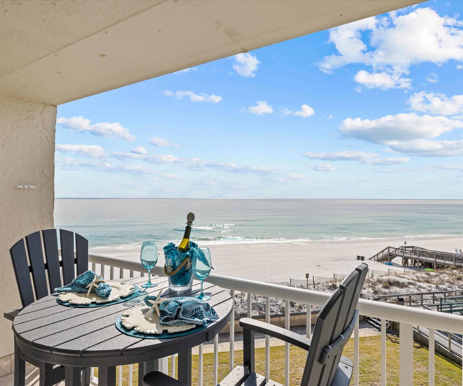 HSRC 422 Private Balcony With Gulf View