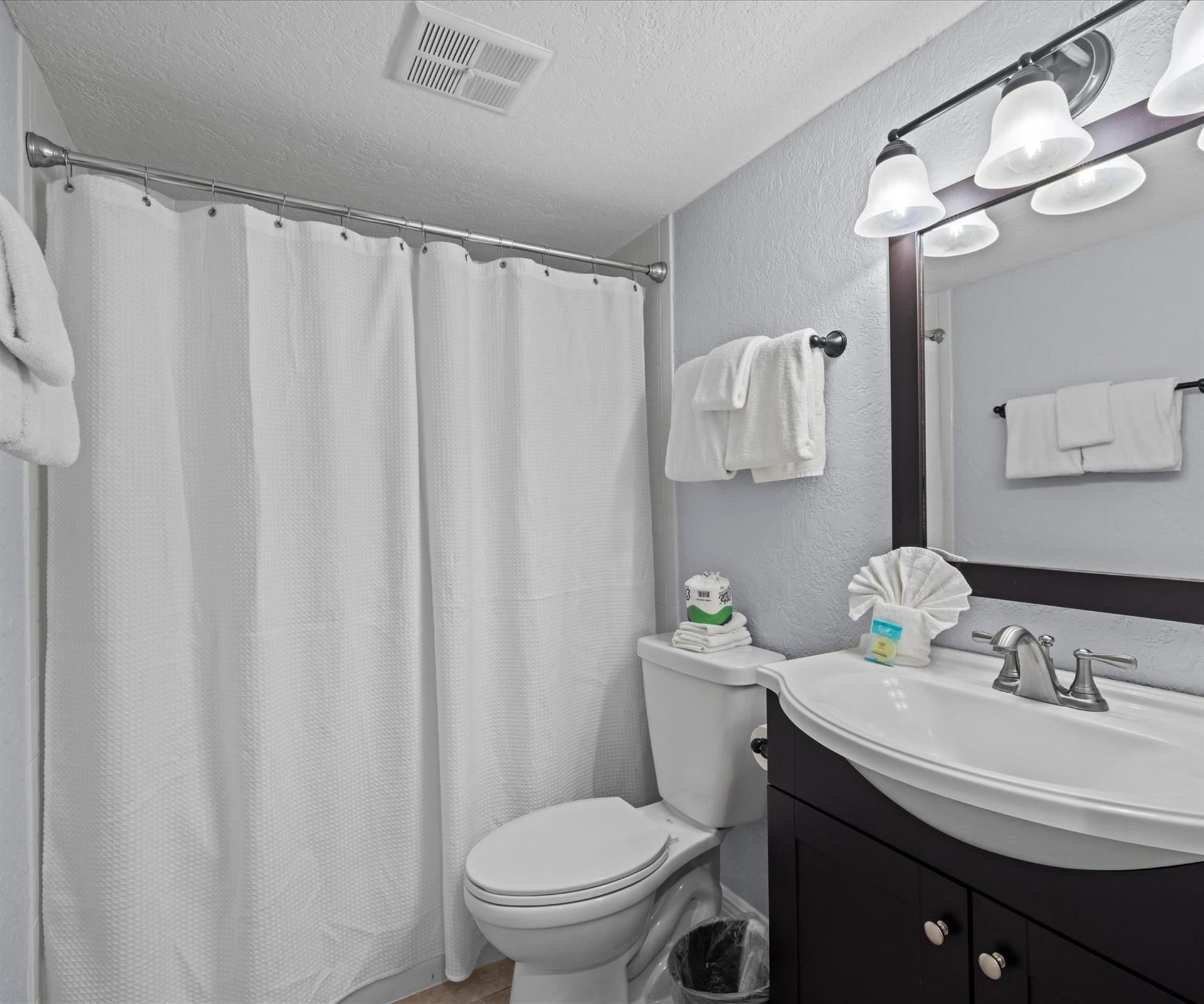 HSRC 1A Second Bathroom