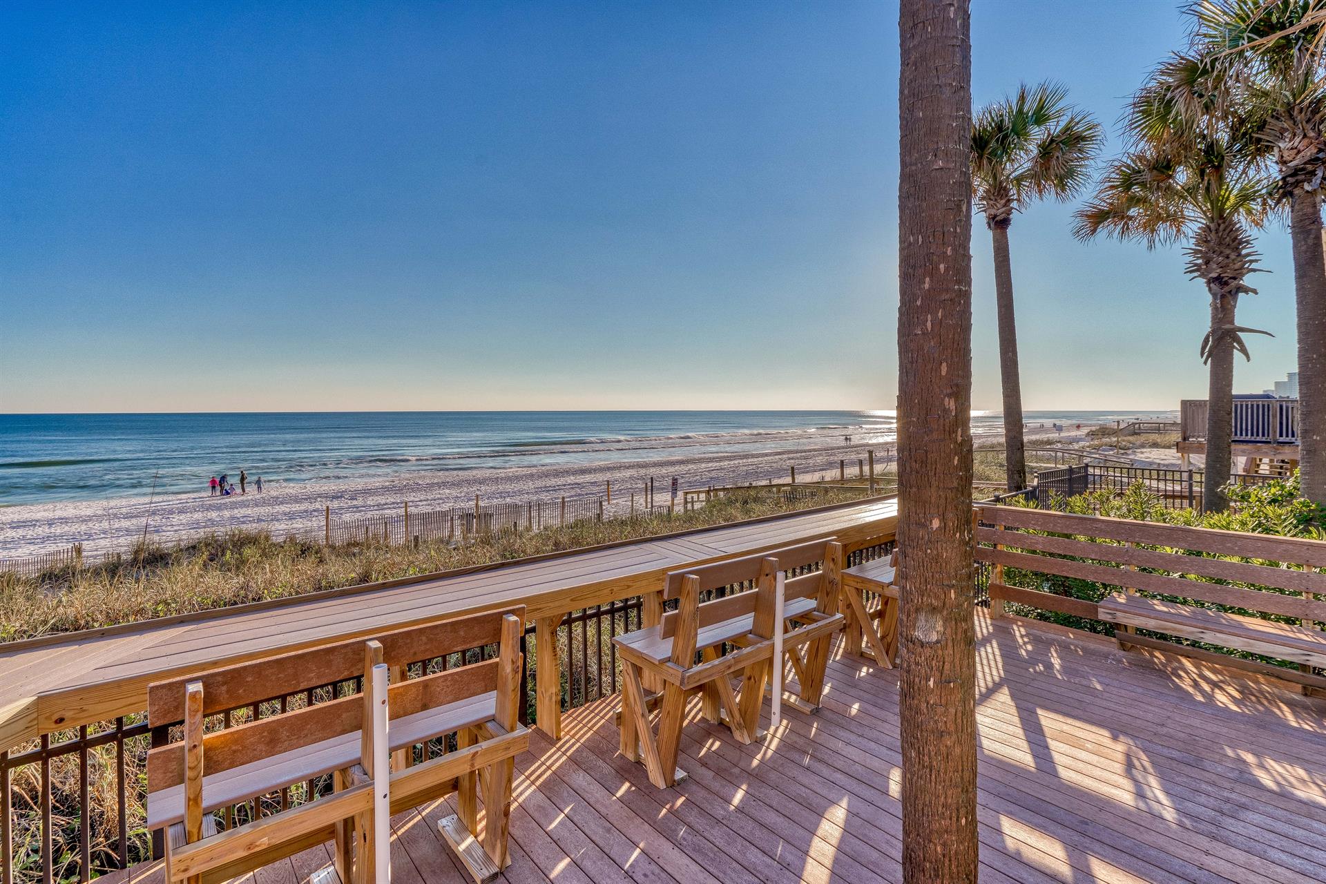 Beachside Pool Sitting Area