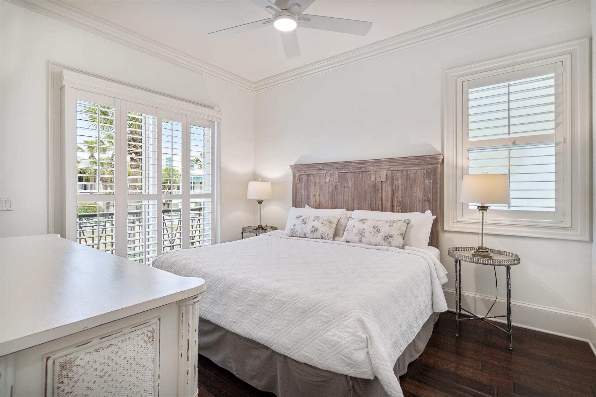 2nd Floor King Bedroom