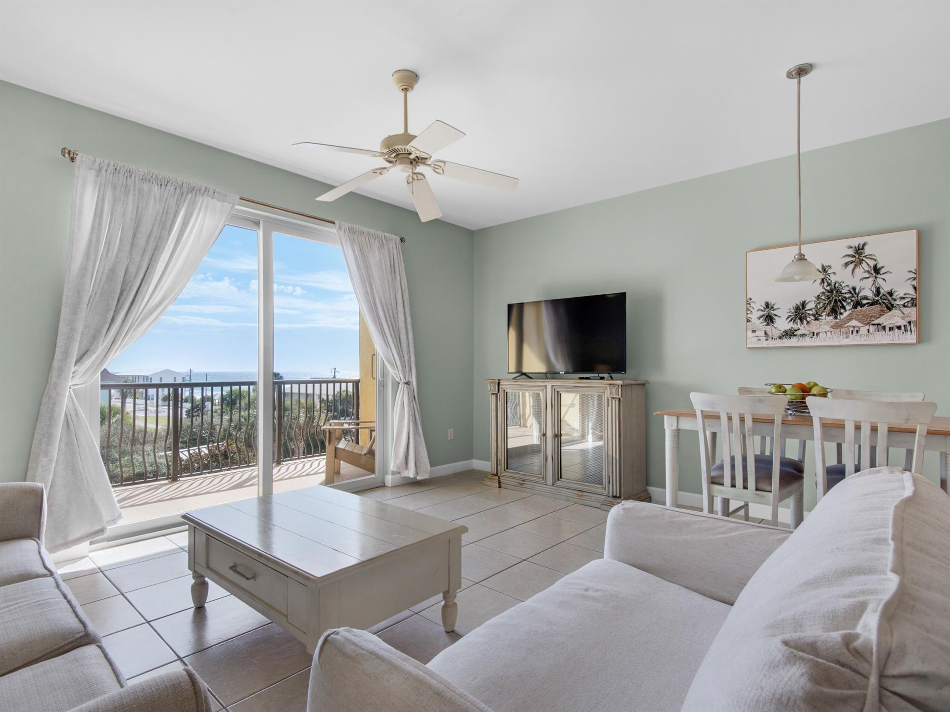 Welcome to Beach Resort 413 a Great Destin Vacation Rental