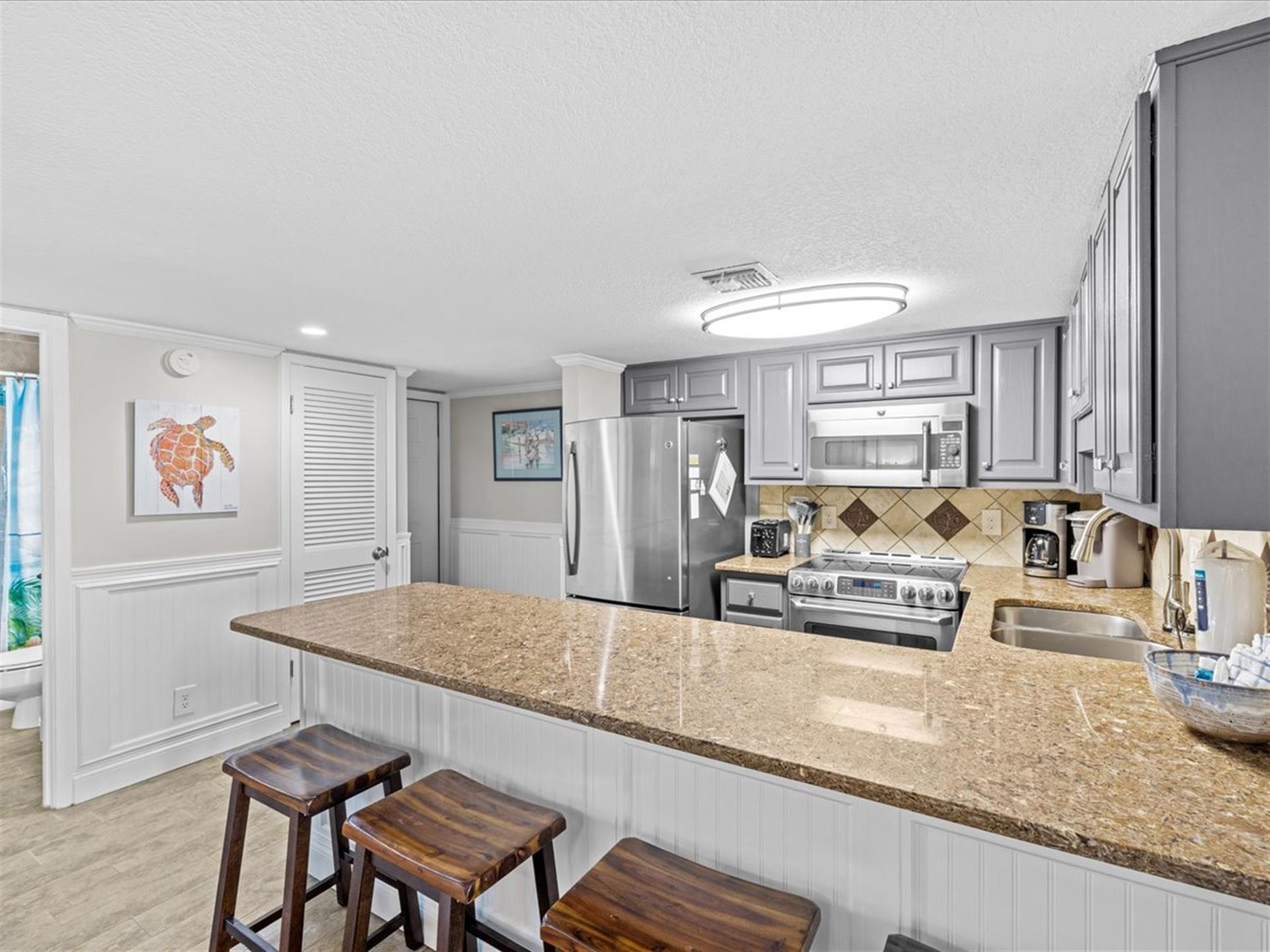 HSRC 504 Breakfast Bar Kitchen