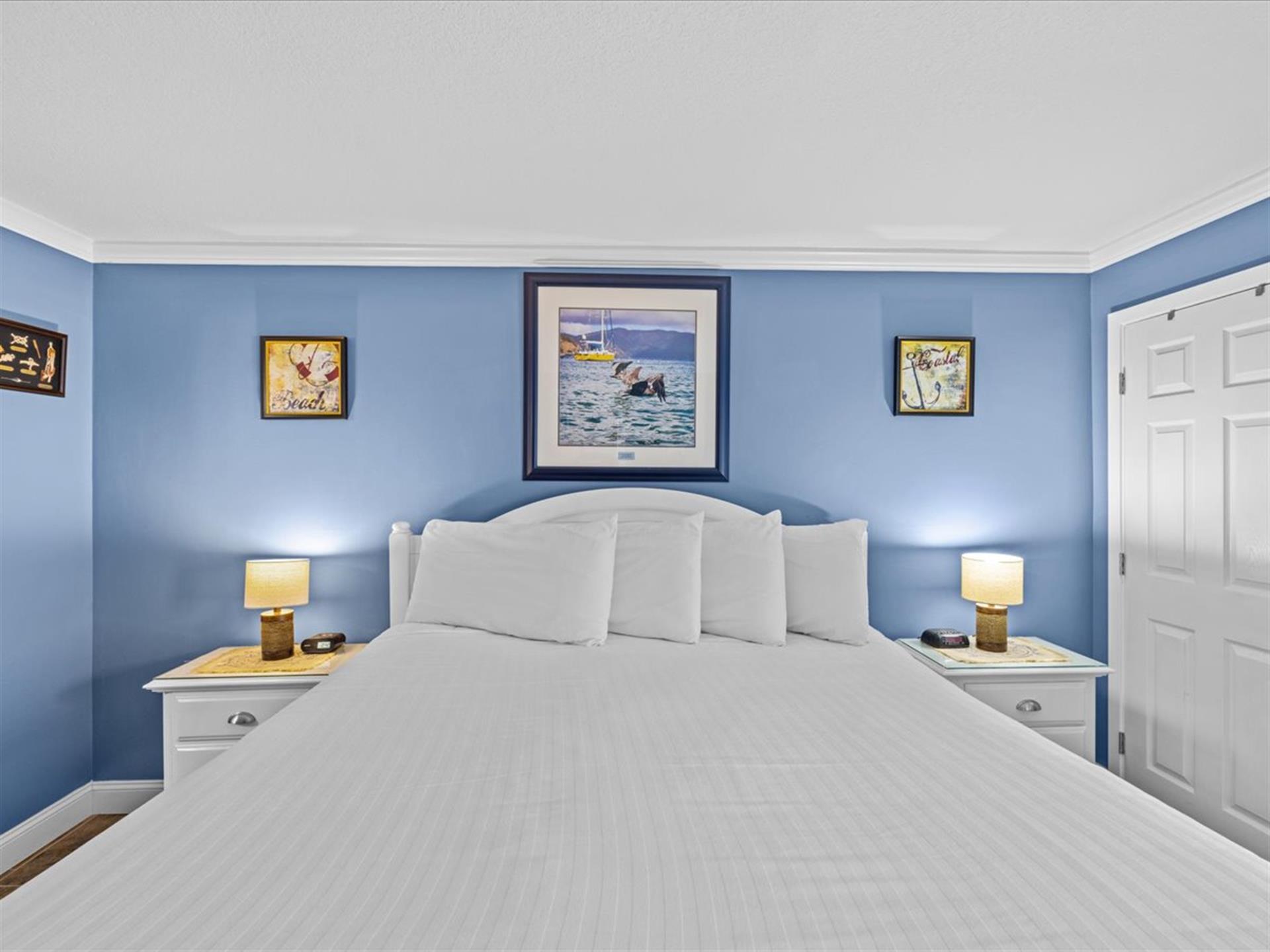 HSRC 504 Master Bedroom With King Bed